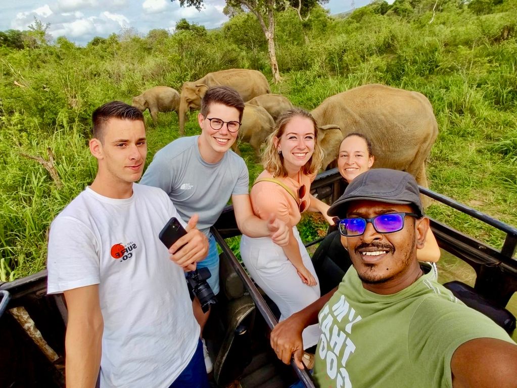 Selfie olifanten Sri Lanka